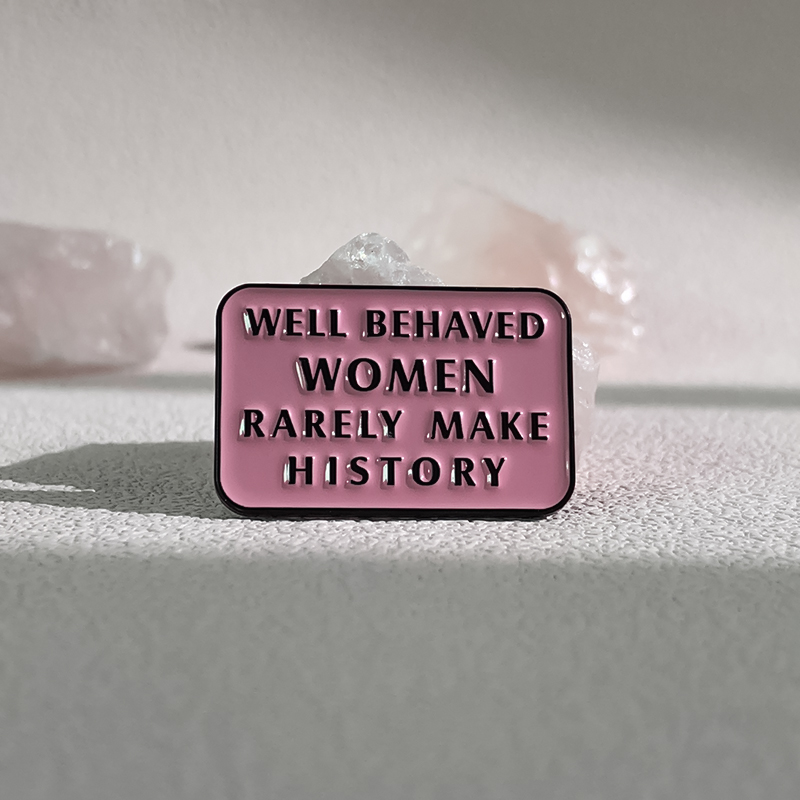 เข็มกลัดติดเสื้อของผู้หญิงที่ม - Jewelry Making History บทวิจารณ์และราคา