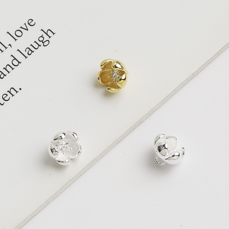 จี้รูปดอกไม้ขนาดเล็ก ประดับด้ว - Jewelry Making In La บทวิจารณ์และราคา